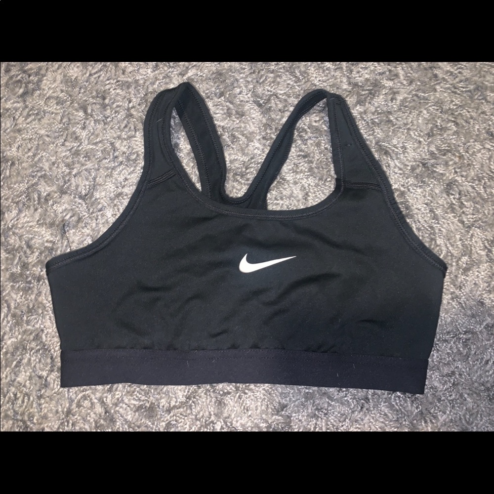 Girls Nike racerback sports bra